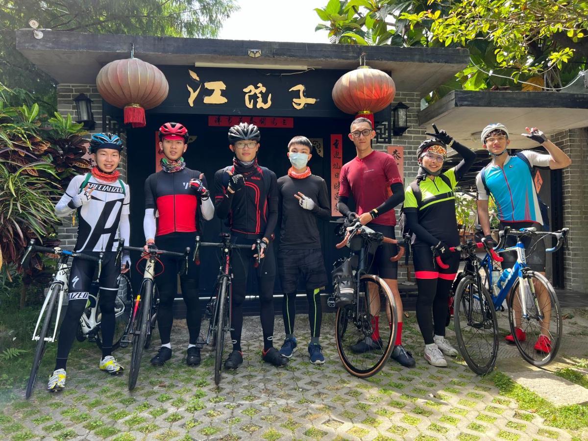 Jiang'S B&B 江院子庭園民宿 지안 외부 사진